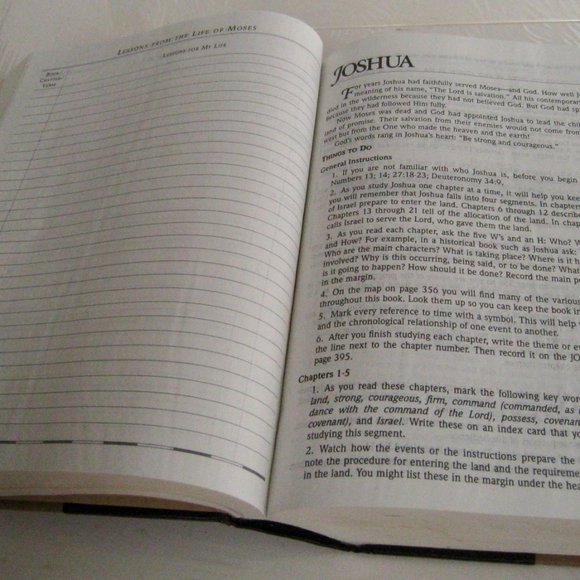 The International Inductive Study Bible Precept Ministries International 1993 HC - Picture 8 of 9